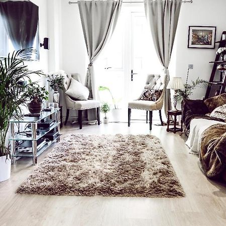 Lovely 2 Bed Apartment 15Mins From Bond St London Exteriör bild