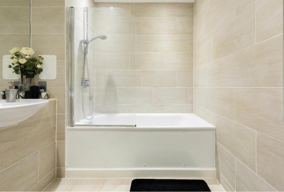 Lovely 2 Bed Apartment 15Mins From Bond St London Exteriör bild